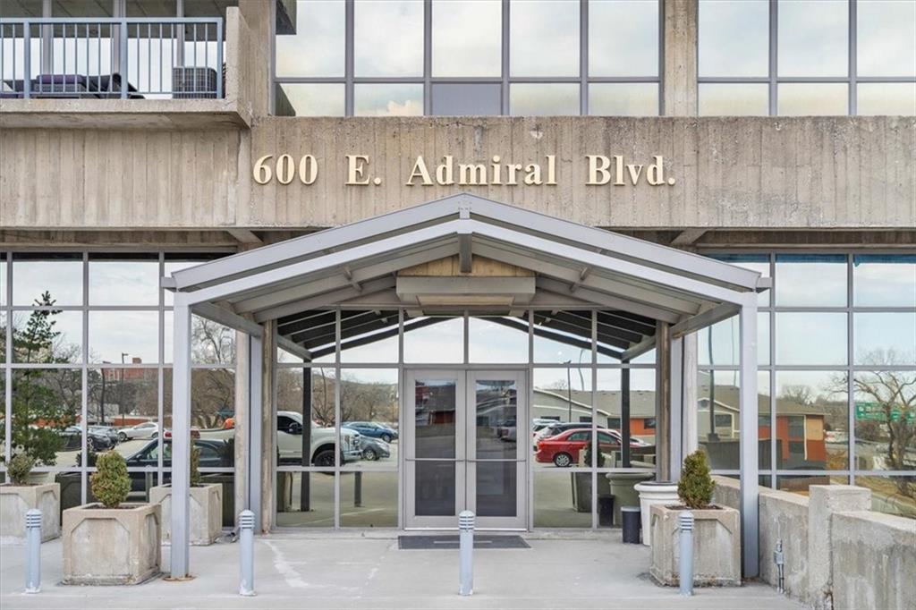 600 E Admiral Boulevard 408
