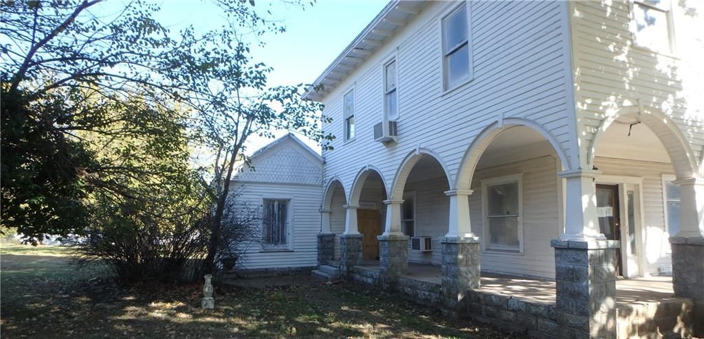 Photo of 701 W Main Street, Weir, KS 66781 (MLS # 2592169)