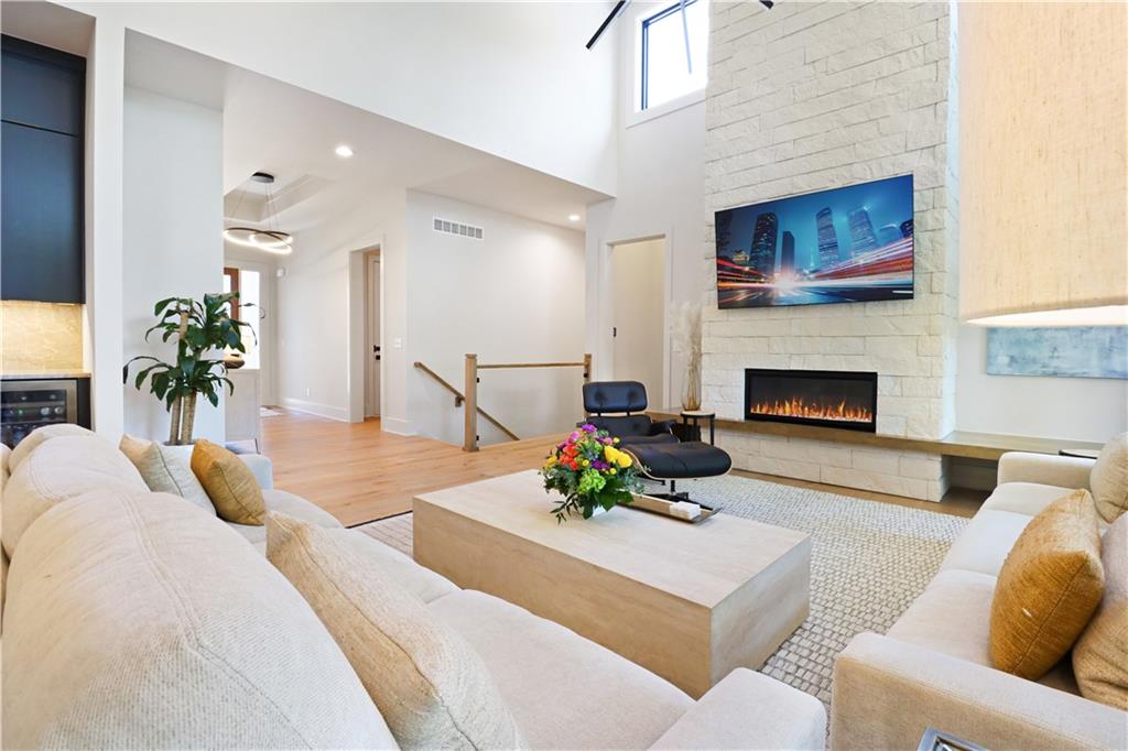 7444 Cherokee Drive