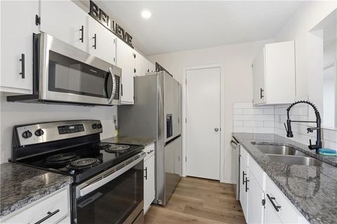 10901 Gillette Street, Overland Park, KS 66210 - MLS#: 2581837