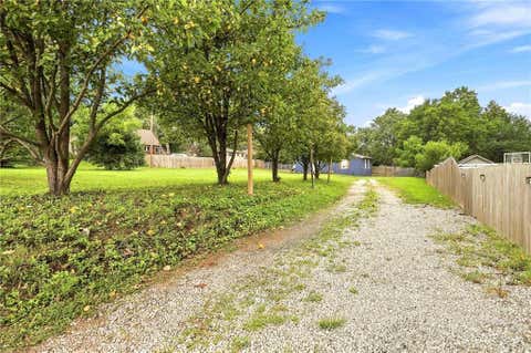 Photo of 5146 Georgia Avenue, Kansas City, KS 66104 (MLS # 2635321)