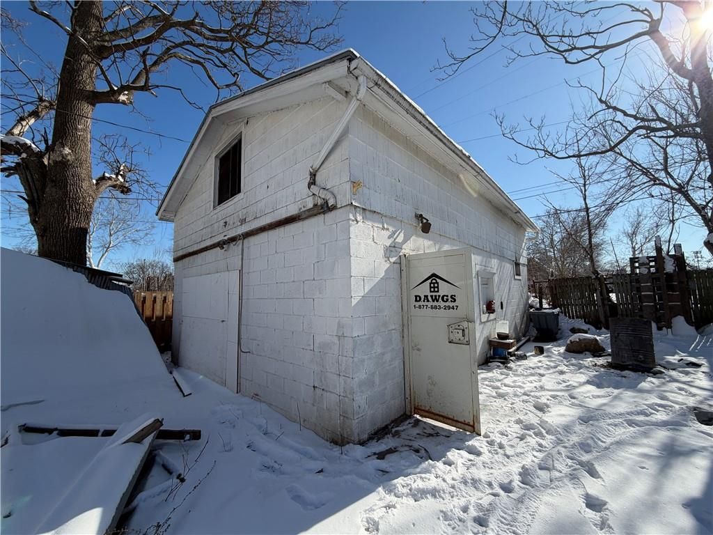 Photo of 2607 Lockridge Street, Kansas City, MO 64128 (MLS # 2598105)