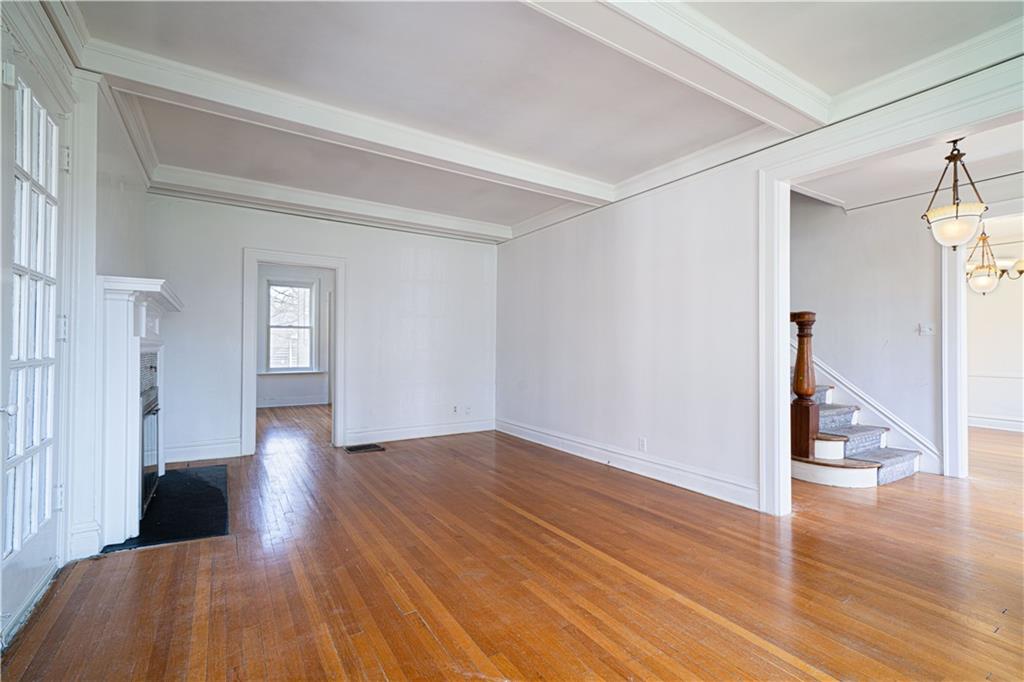 1005 Ashland Court