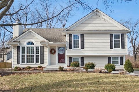 716 Adams Drive, Lee\'s Summit, MO 64086 - MLS#: 2596722