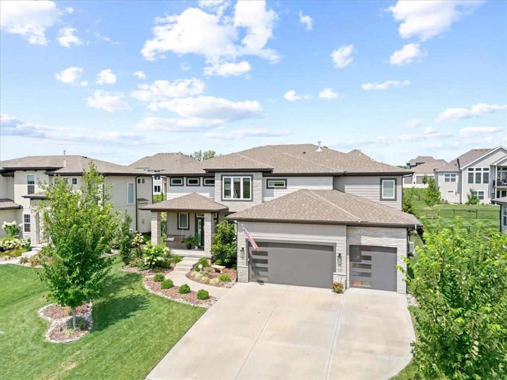 2114 NW Killarney Lane