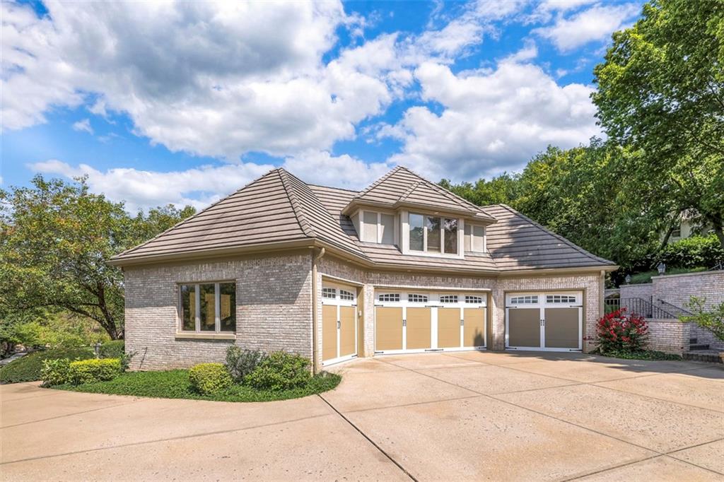 11425 Canterbury Circle