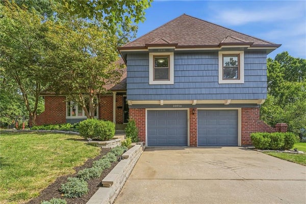 10713 W 98TH ST, OVERLAND PARK, KS 66214 - Image 4fb712fcbb6f608096d052e15cf9e42b/947229741