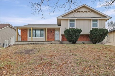 6201 E 140th Place Grandview MO 64030