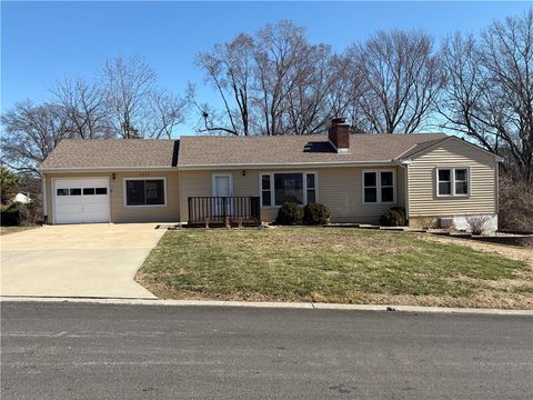 3929 NE Indianola Drive Kansas City MO 64116