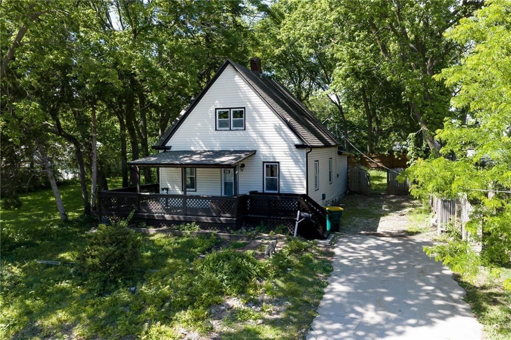 Photo of 5510 PITKIN Avenue, Kansas City, KS 66106 (MLS # 2618747)
