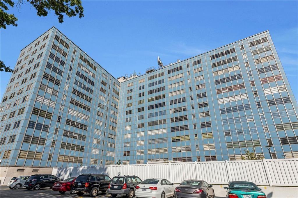 333 W meyer Boulevard 1215