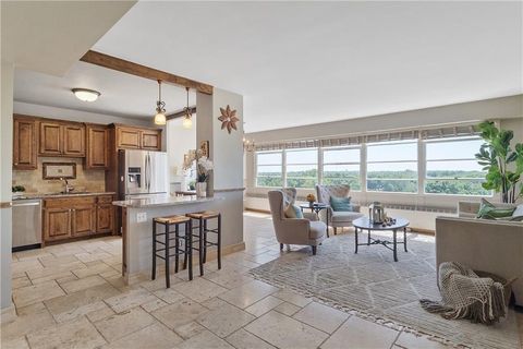 333 W meyer Boulevard Unit 1215, Kansas City, MO 64113 - MLS#: 2601841