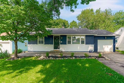 Photo of 7732 Washington Street, Kansas City, MO 64114 (MLS # 2628326)
