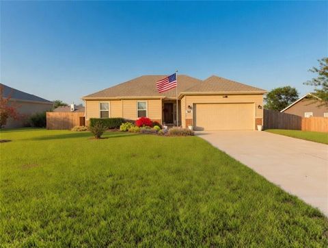 1001 Bluestem Drive Baldwin City KS 66006