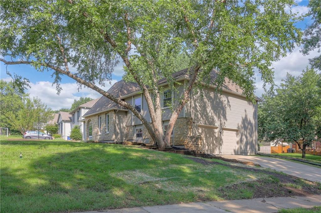 View Overland Park, KS 66214 house