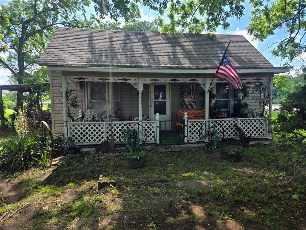 Photo of 801 W Highway 54 N/A, La Harpe, KS 66751 (MLS # 2623637)