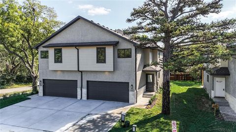 207 NW Orchard Court, Lee\'s Summit, MO 64063 - MLS#: 2576763