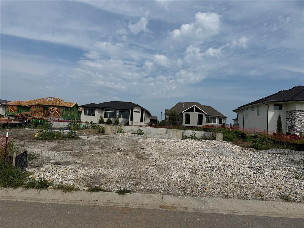 4506 W 136th Terrace