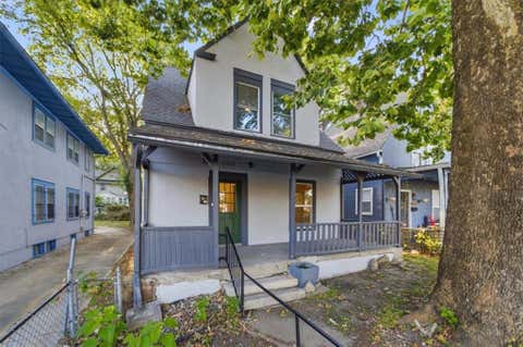 Photo of 3011 Holmes Street, Kansas City, MO 64109 (MLS # 2638658)