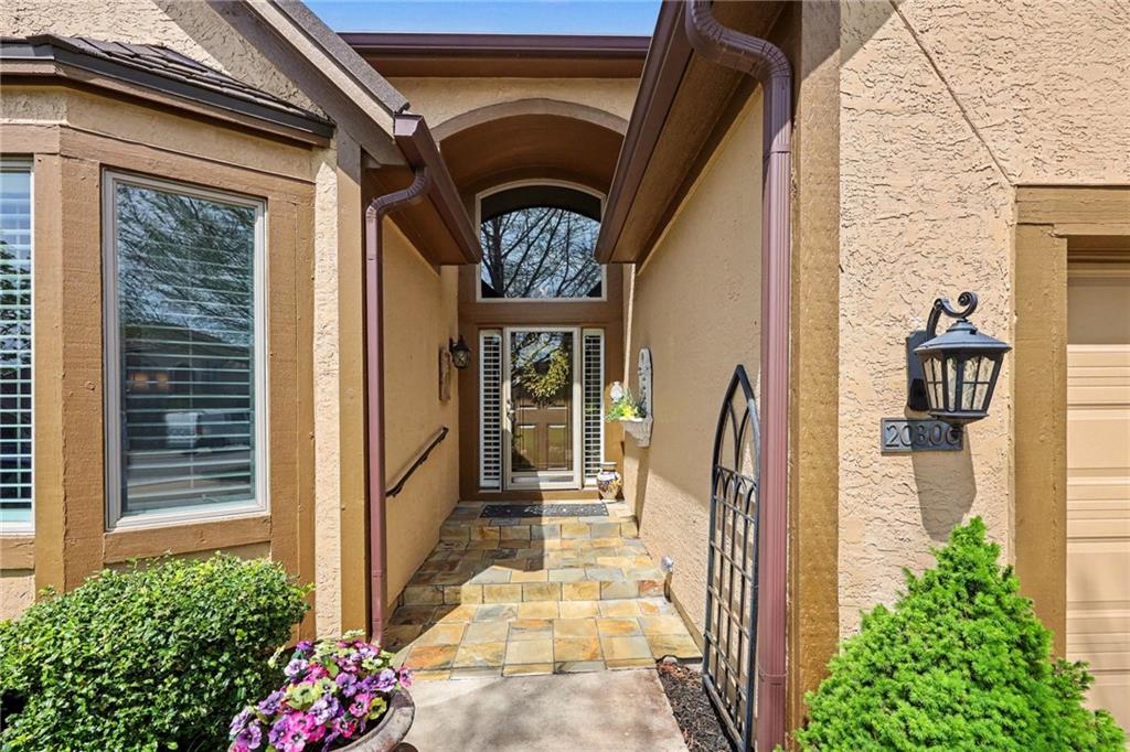 20306 W 99th Terrace