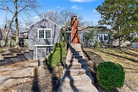 210 E Winthrope Road Kansas City MO 64113