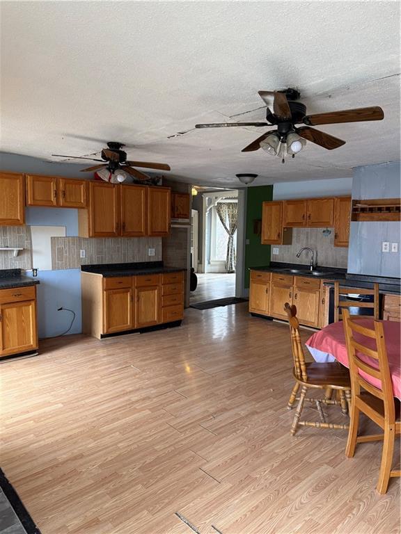 Maysville, Missouri 64469, United States, 3 Bedrooms Bedrooms, ,2 BathroomsBathrooms,Residential,Active,244357