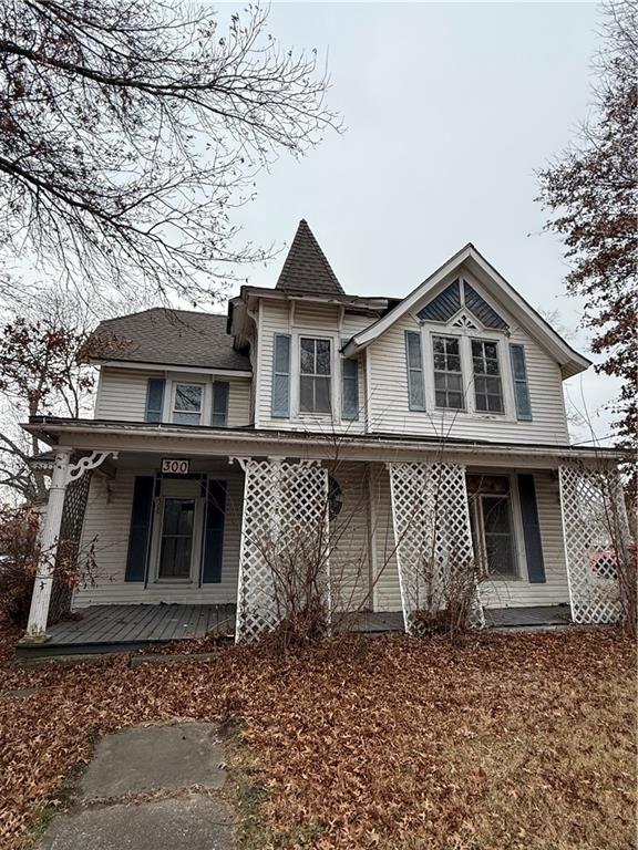 Maysville, Missouri 64469, United States, 3 Bedrooms Bedrooms, ,2 BathroomsBathrooms,Residential,Active,244357