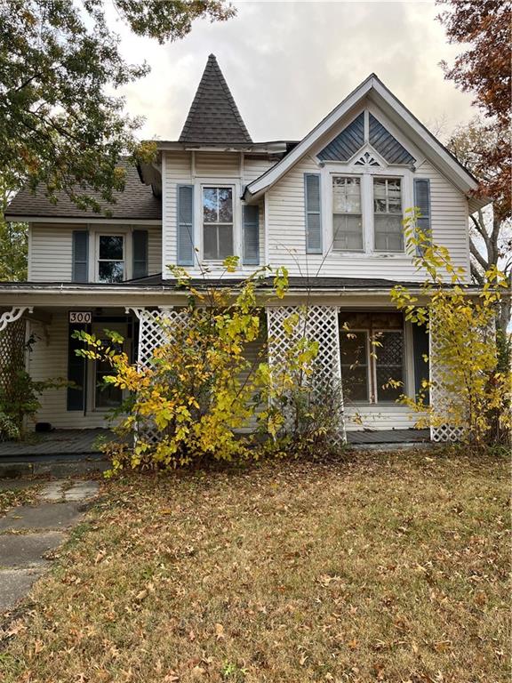 Maysville, Missouri 64469, United States, 3 Bedrooms Bedrooms, ,2 BathroomsBathrooms,Residential,Active,244357