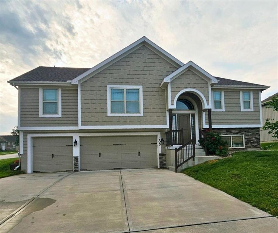 705 Englewood Drive