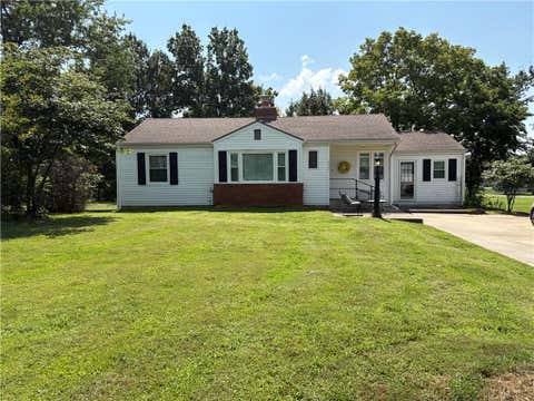 2405 E Mechanic Street, Harrisonville, MO 64701 - #: 2632532