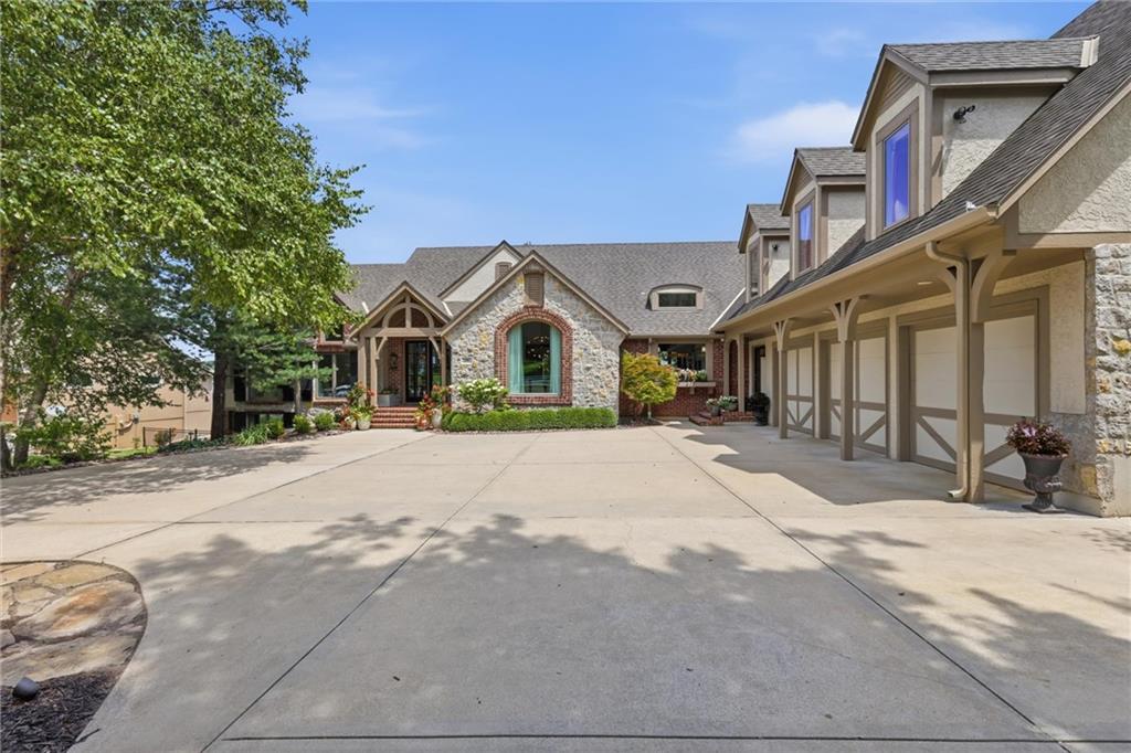 206 South Shore Drive
