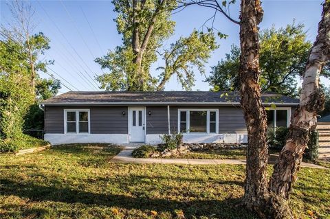 8804 E 47th Street Kansas City MO 64129