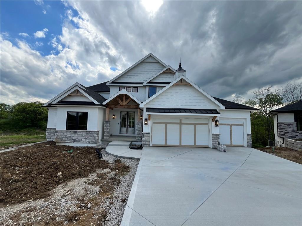 2508 NE Woodland Oak Circle