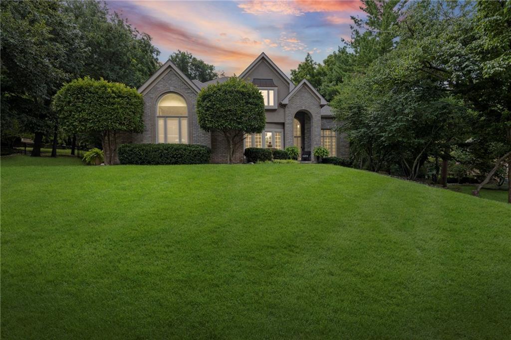 1567 Oakwood Lane