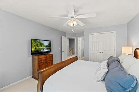 Tiny photo for 1567 Oakwood Lane, Liberty, MO 64068 (MLS # 2634727)