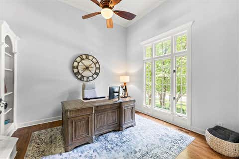 Tiny photo for 1567 Oakwood Lane, Liberty, MO 64068 (MLS # 2634727)