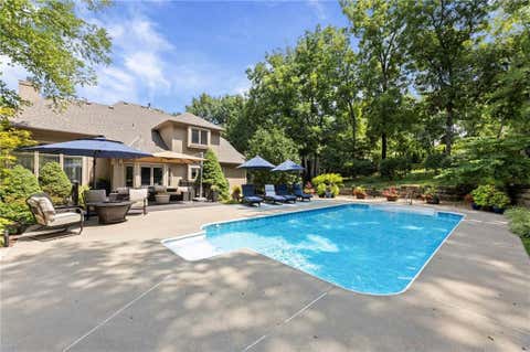 Tiny photo for 1567 Oakwood Lane, Liberty, MO 64068 (MLS # 2634727)