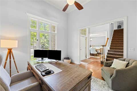 Tiny photo for 1567 Oakwood Lane, Liberty, MO 64068 (MLS # 2634727)
