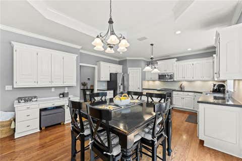 Tiny photo for 1567 Oakwood Lane, Liberty, MO 64068 (MLS # 2634727)