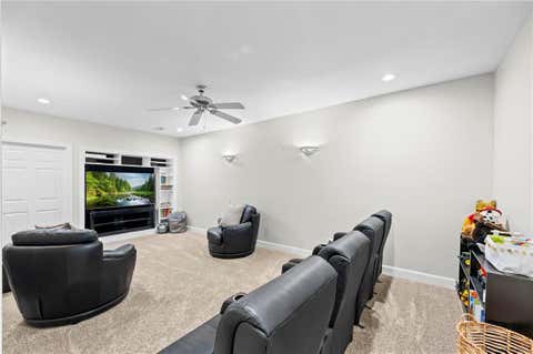 Tiny photo for 1567 Oakwood Lane, Liberty, MO 64068 (MLS # 2634727)