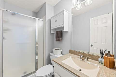 Tiny photo for 1567 Oakwood Lane, Liberty, MO 64068 (MLS # 2634727)