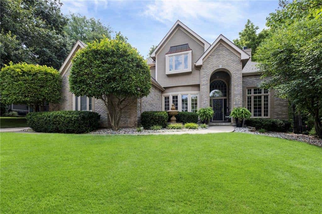 Photo of 1567 Oakwood Lane, Liberty, MO 64068 (MLS # 2634727)