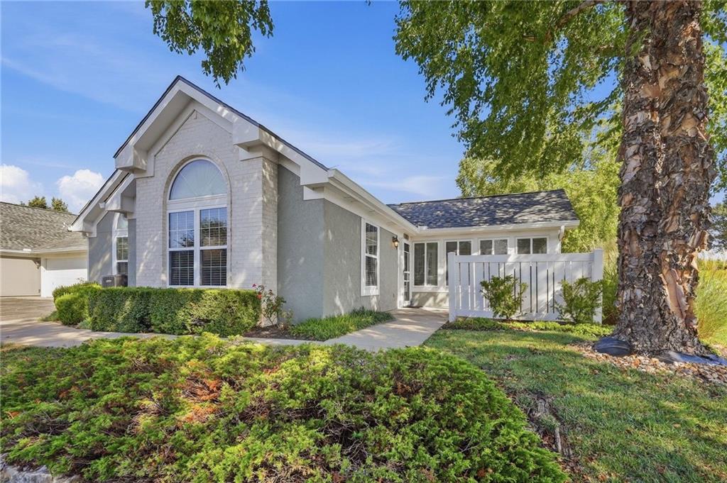 7104 Hedge Lane Terrace