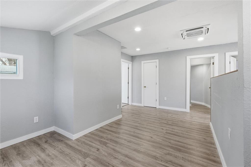 647 NE Grattan Street