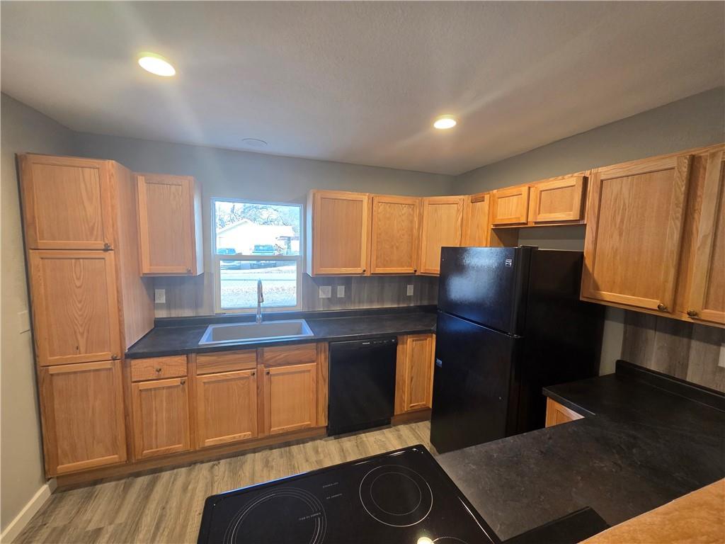 647 NE Grattan Street