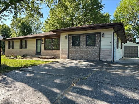 706 W 16th Street, Maryville, MO 64468 - #: 2569019