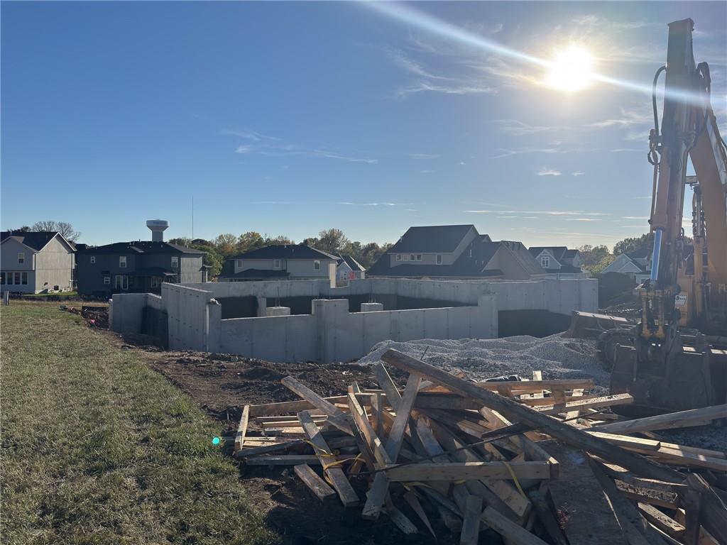 22077 W 99th Terrace