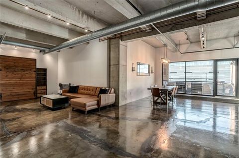 360 W Pershing  Unit 230 Road 230 Kansas City MO 64108