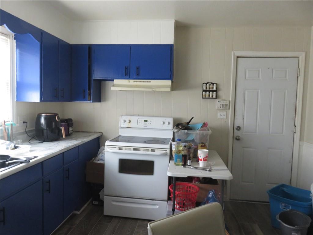 Kansas City, Missouri 64133, United States, 3 Bedrooms Bedrooms, ,1 BathroomBathrooms,Residential,Pending,102935