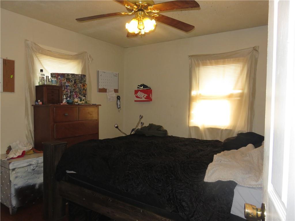 Kansas City, Missouri 64133, United States, 3 Bedrooms Bedrooms, ,1 BathroomBathrooms,Residential,Pending,102935